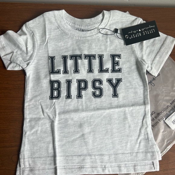 Little Bipsy Collegiate Kids T-Shirt NWT 12-18 Months - Picture 1 of 2